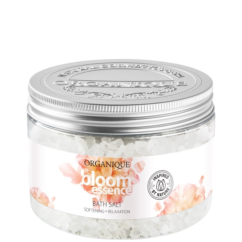 Naturalna sól do kąpieli o kwiatowym zapachu magnolii Bloom Essence 600 g