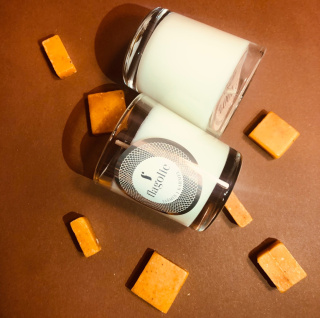 Flagolie - Mała sojowa świeca zapachowa Jaśmin i karmel 70 g