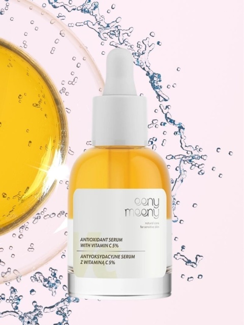 Antyoksydacyjne serum z witaminą C 5% 30 ml – eeny meeny, w tle kropla serum Antyoksydacyjne serum z witaminą C 5% 30 ml – eeny meeny, w tle kropla serum
