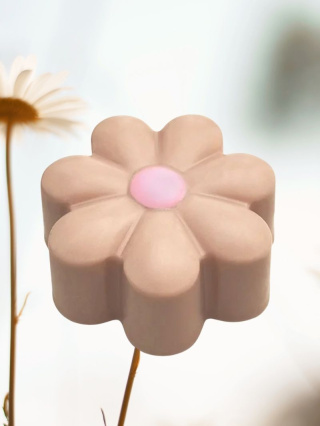 Mydło naturalne Stokrotka Sweet Daisy 90 g – Stara Mydlarnia
