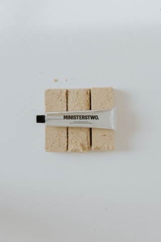 Chałwa pasta myjąco peelingująca 120 ml – Ministerstwo.