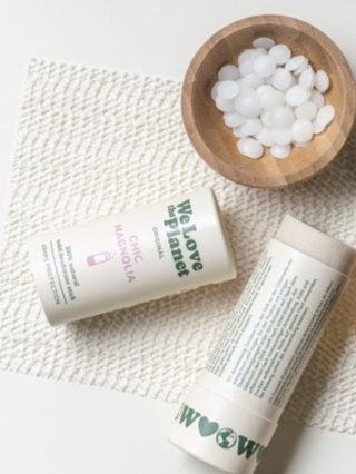 Dezodorant w sztyfcie Chic Magnolia (Fabulous Fig) certyfikowany, bez aluminium 40 g – We Love The Plane