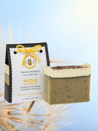 Mydło naturalne Awokado z jedwabiem i mniszkiem lekarskim 95 g – Miodowa Mydlrnia