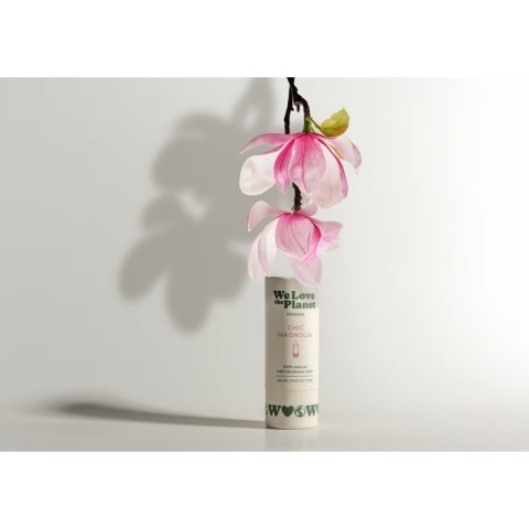 Dezodorant w sztyfcie Chic Magnolia (Fabulous Fig) certyfikowany, bez aluminium 40g – acj z kwiatem magnolii